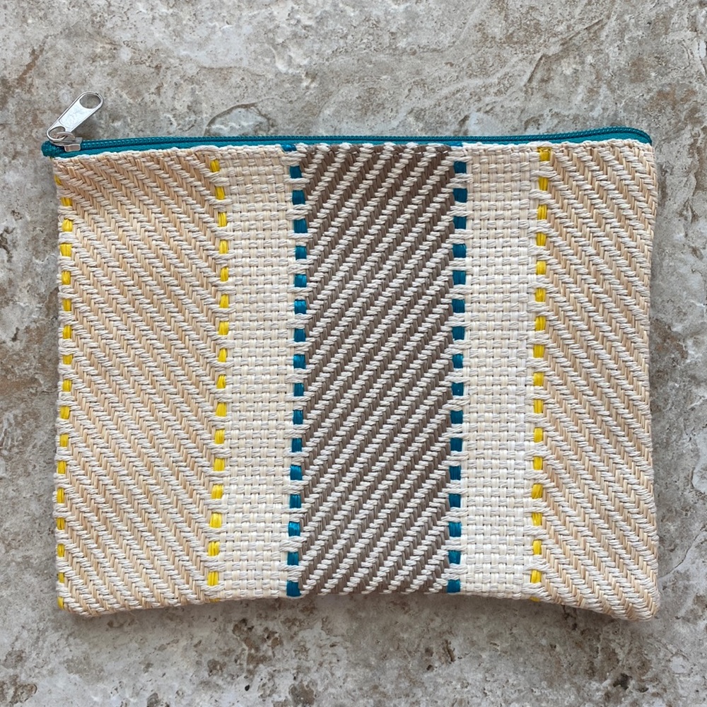 3/$15 🌸 Woven Pouch Cosmetic Bag Beachy Yellow Blue Stripe Rattan